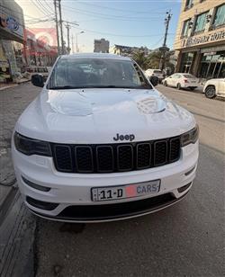 جيب جراند شيروكي